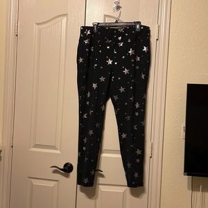 Cato live well active leggings size 18/20  Black with metallic silver stars
